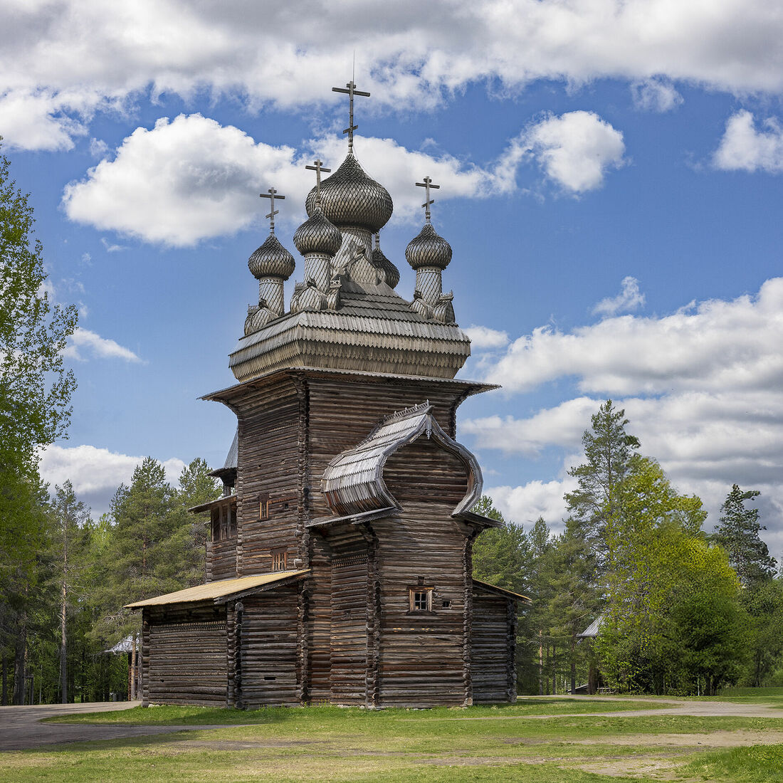Arcady Zakharov photo. Architecture of churches of the Russian North. Church of the Ascension of the Lord, 1669. Malye Korely/Kushereka village