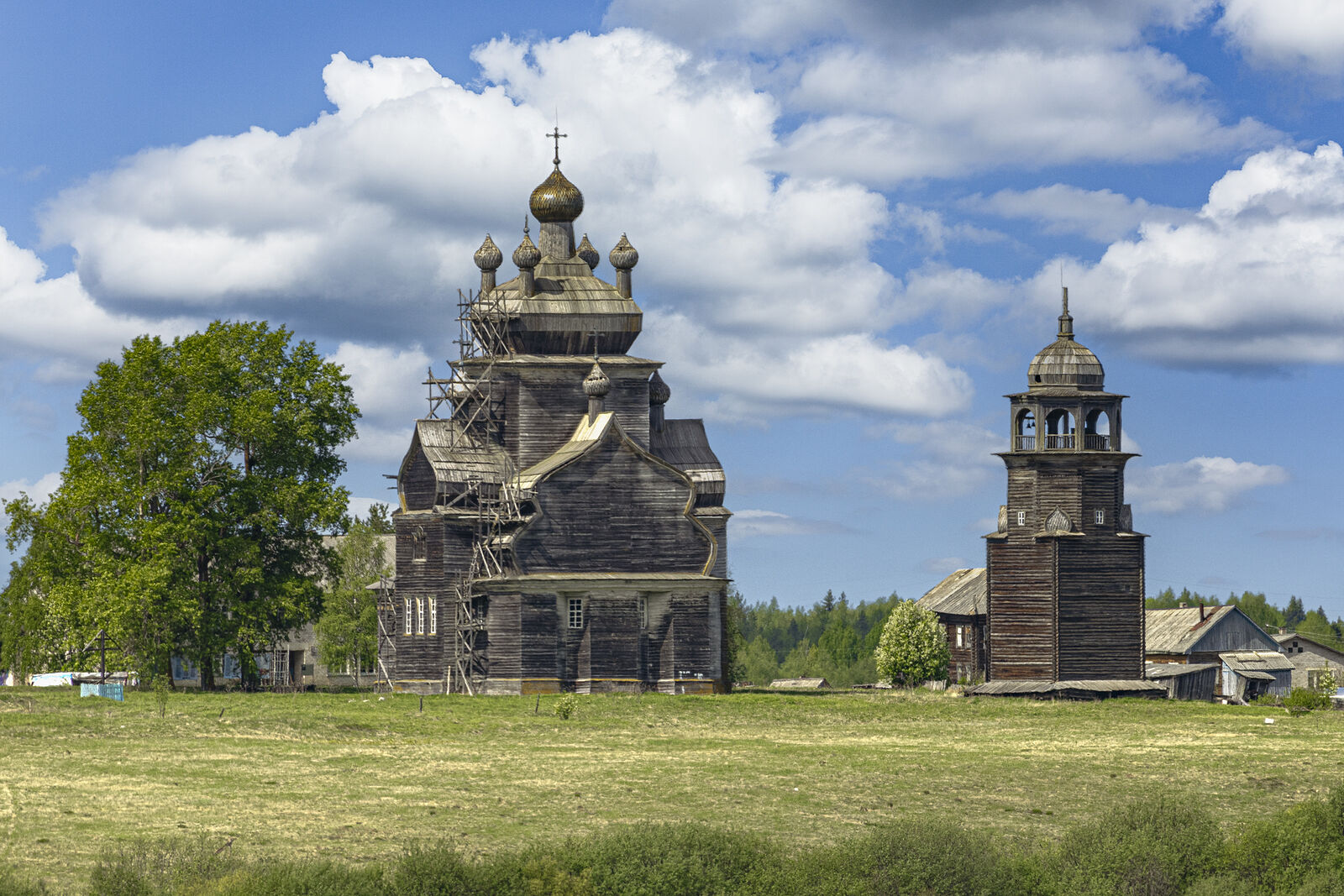 Arcady Zakharov photo. Architecture of churches of the Russian North. Church of the Transfiguration of the Lord, 1786. Turchasovo village
