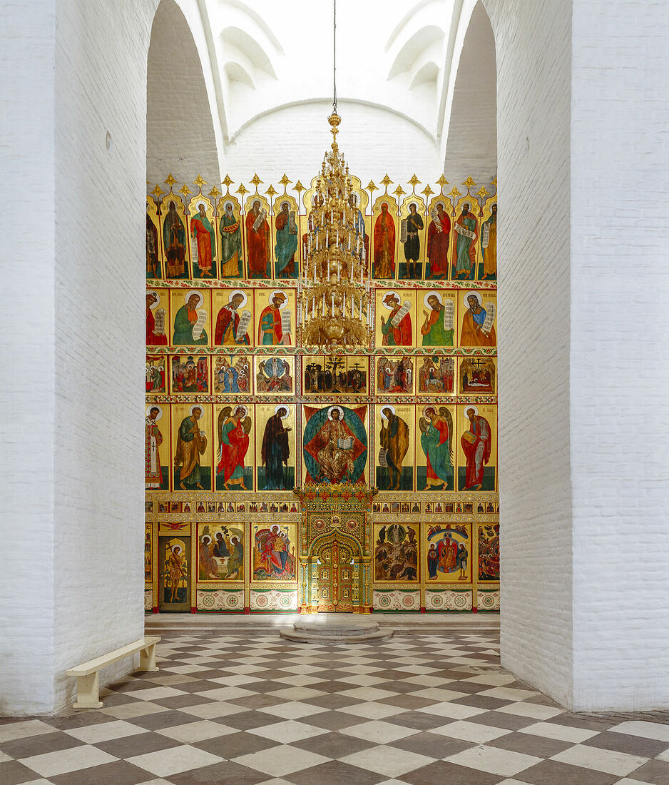Аркадий Захаров фотография. Соловки. Иконостас Спасо-Преображенского собора