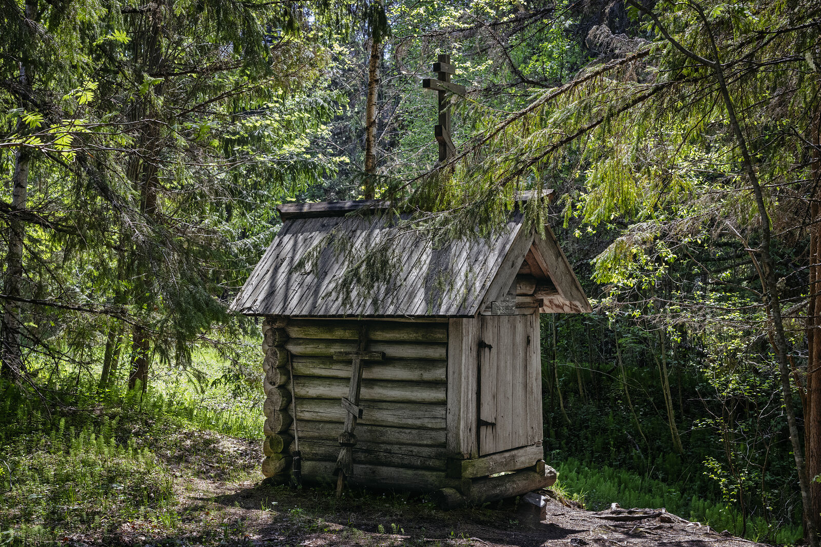 Arcady Zakharov photo. Chapels. Chapel-the cross of the Assumption of the Mother of God. XX century. Kenozero, Tyryshkino village