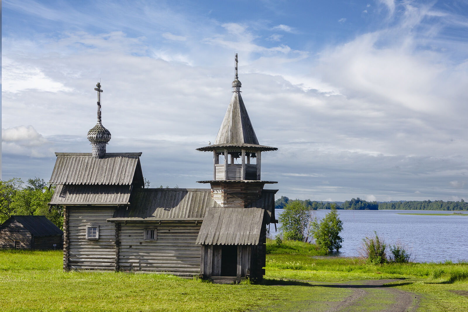 Arcady Zakharov photo. Chapels. Archangel Michael Church. village of Lelikozero n. XVIII century. Kizhi.